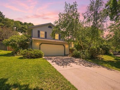 2813 Maple Grove Drive