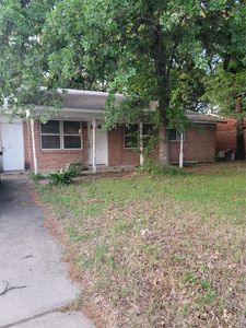 4805 Alandale Dr