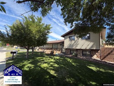 847 N Forest Dr