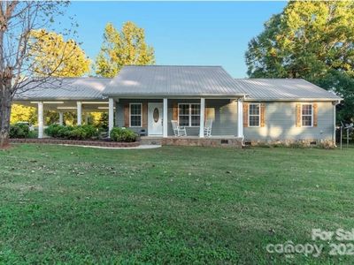 1925 Hines Circle Rd