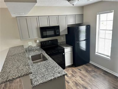 725 SW Liggett Rd APT A