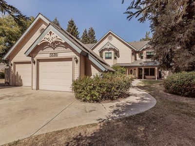 5536 W Prospect Drive