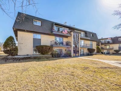 Property at 11116 S 84th Ave APT 2B, Palos Hills, IL