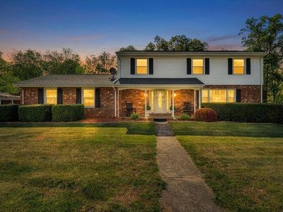 1036 Howell Dr