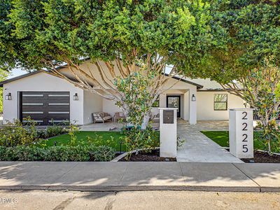 2225 E AMELIA Avenue