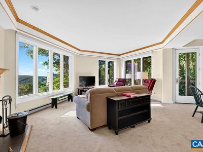 1802 High Ridge Ct