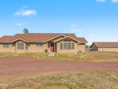 8985 N Silver Saddle Dr