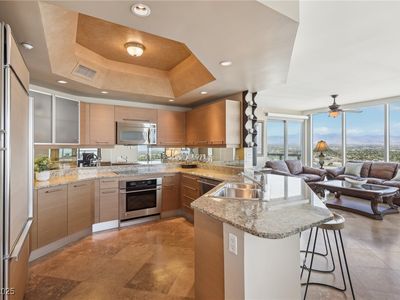 222 Karen Ave UNIT 3208