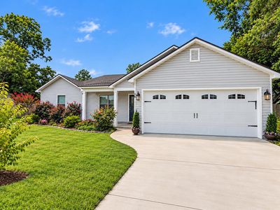Property at 96 Pine St, Ray City, GA