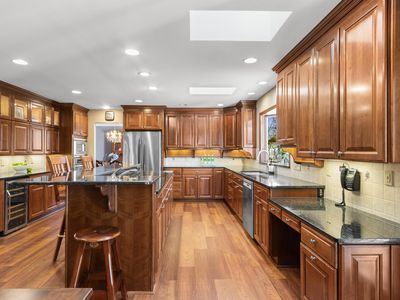 4481 Loos Cir W