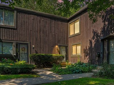 235 Durness Ct