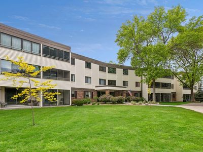 10600 43rd Ave N APT 201