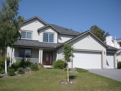 4735 Potter Crest Cir