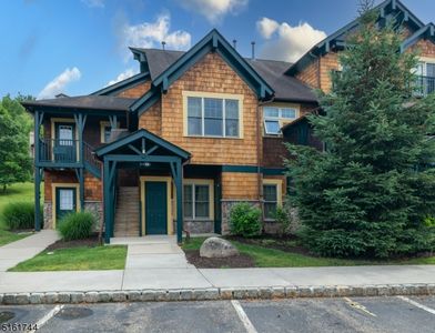 8 Maple Cres unit 21 BLDG 8 #21