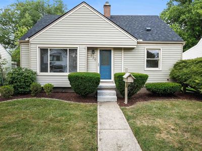 330 Gargantua Ave