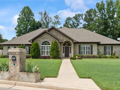 504 Hay Market Ln