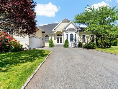 19 Azalea Dr