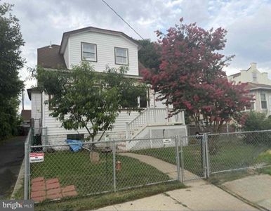 1 Goeller Ave