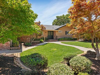 1317 Edgewood Dr