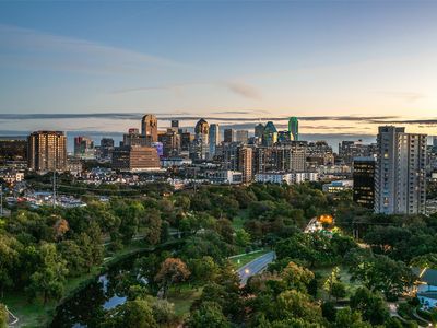 3225 Turtle Creek Blvd APT 547