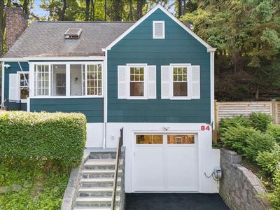 84 Mendham Avenue