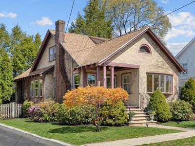 18 Glendale Ave