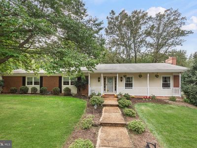 1402 Autumn Leaf Rd