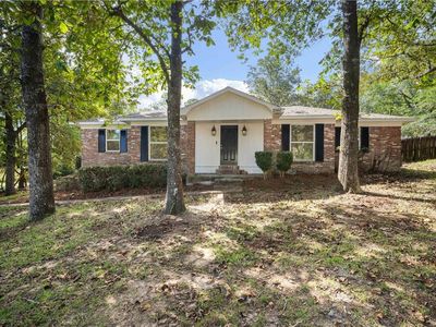 2560 Wedgewood Dr
