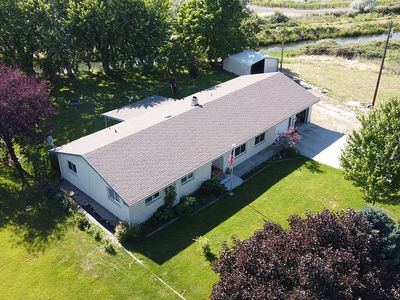 2505 N Plaza Rd