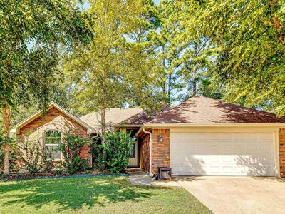 212 Hedge Hill Dr
