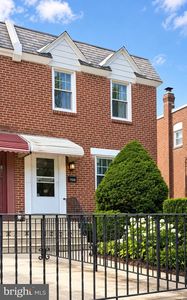 Property at 1124 Fanshawe St, Philadelphia, PA