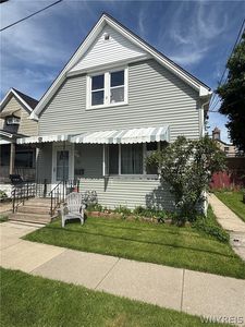 77 Weiss St