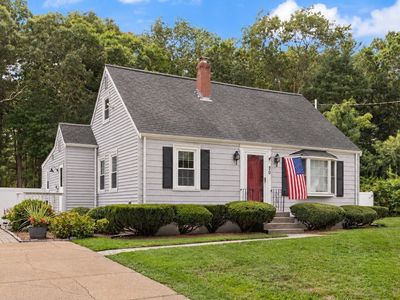 30 Eastman Ave