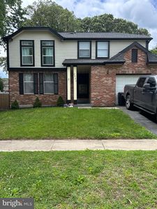 2921 Crystal Palace Ln