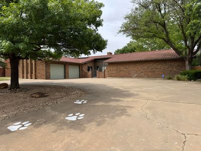 215 Lometa Dr