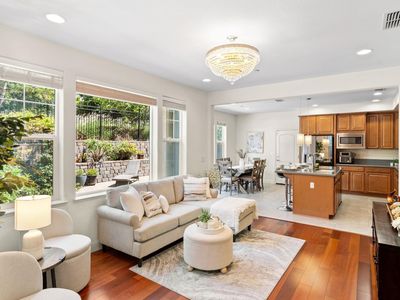 3207 Vittoria Loop