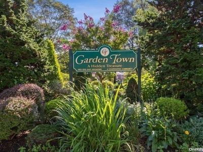 Property at 1213 E Broadway #B24, Hewlett, NY