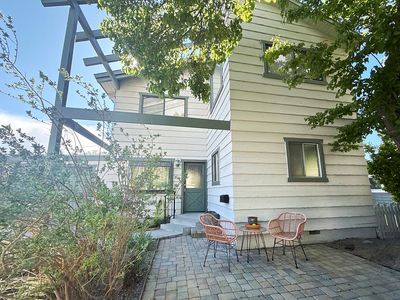 Property at 361 S 1st St, Bishop, CA