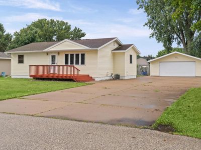 2531 Island Park ROAD
