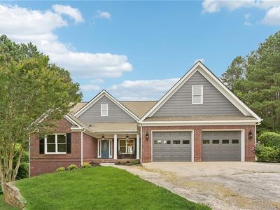 1660 Stoney Point Rd