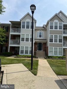 9105 Lincolnshire Ct APT J