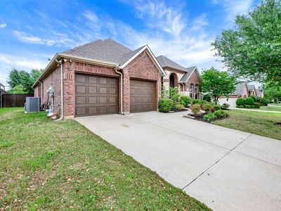 1104 Killian Dr
