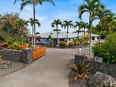 74-4908 Kiwi St