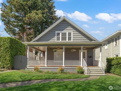 2916 N Puget Sound Avenue