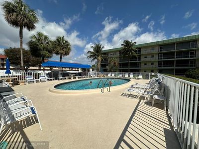 806 SE 7th St UNIT 101