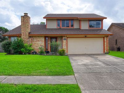 2422 Doverglen Dr