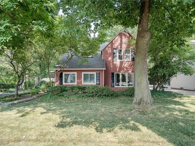 1091 S Green Rd