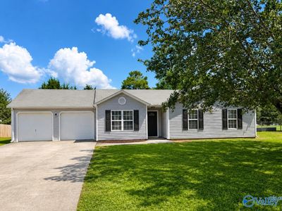 220 Barberry Ln
