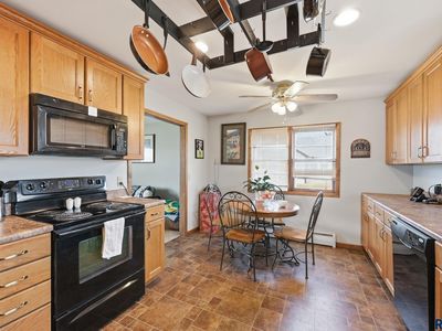 320 S 2nd Ave