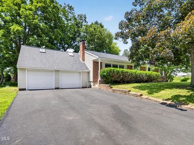 5 Anita Drive